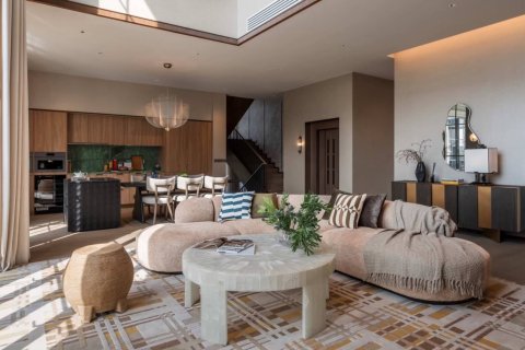 House in Bangkok, Thailand 4 bedrooms № 209676 - photo 3