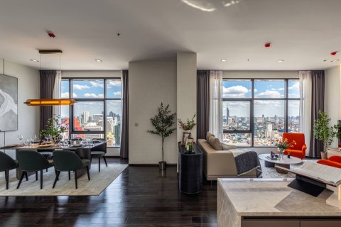 Penthouse in Bangkok, Thailand 3 bedrooms № 209677 - photo 2