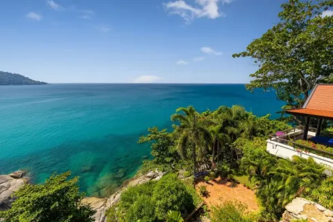 Villa in Phuket, Thailand 4 bedrooms № 209679 - photo 5
