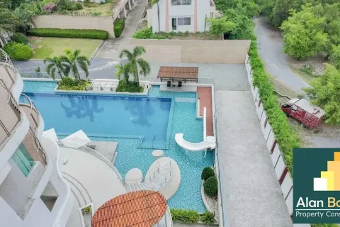 Condominio de 2 dormitorios en Pattaya, Tailandia № 211214 - foto 9