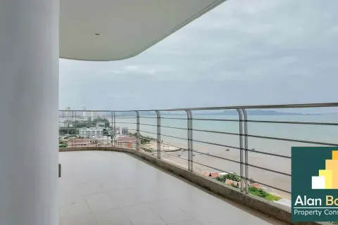 Condominio de 2 dormitorios en Pattaya, Tailandia № 211214 - foto 7