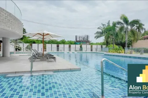 Condominio de 2 dormitorios en Pattaya, Tailandia № 211214 - foto 2