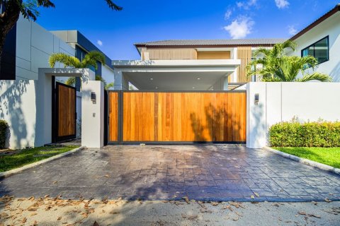 House in Chiang Mai, Thailand 4 bedrooms № 119986 - photo 4
