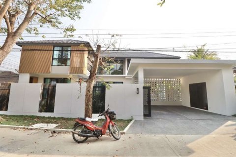 House in Chiang Mai, Thailand 4 bedrooms № 119987 - photo 6