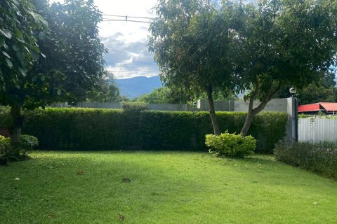 Maison à Chiang Mai, Thaïlande 7 chambres № 149774 - photo 3