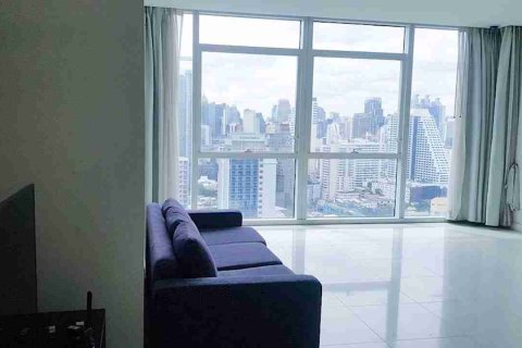 Condo in Bangkok, Thailand, 3 bedrooms № 184065 - photo 5