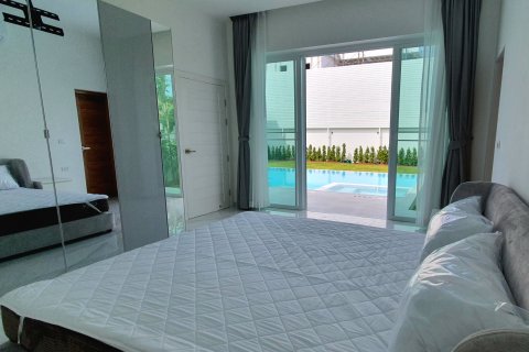 Villa in Phuket, Thailand 3 bedrooms № 151129 - photo 12