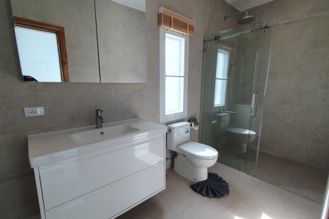 Villa in Phuket, Thailand 3 bedrooms № 151129 - photo 16