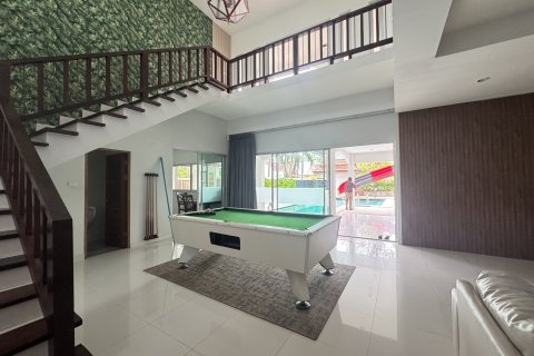 Вилла в Паттайе, Таиланд с 4 спальнями  № 141234 - фото 11
