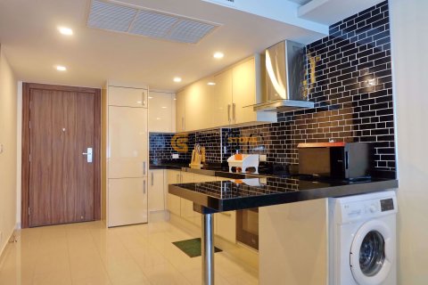 Studio dans le Condo à Pattaya, Thaïlande  № 155425 - photo 7