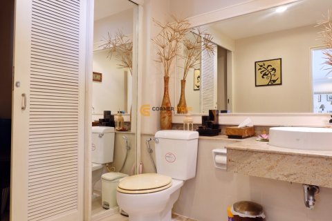 Studio dans le Condo sur Jomtien Beach, Pattaya, Thaïlande  № 155421 - photo 16