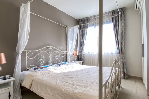 Condo à Bang Lamung, Thaïlande, 2 chambres  № 155427 - photo 11