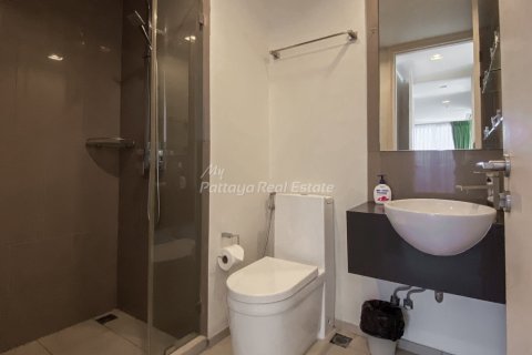 Condo à Bang Lamung, Thaïlande, 2 chambres  № 155427 - photo 16