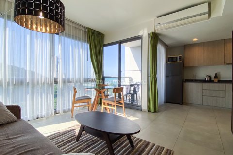 Condo à Bang Lamung, Thaïlande, 2 chambres  № 155427 - photo 3