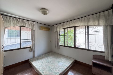 House in Pattaya, Thailand 4 bedrooms № 138453 - photo 7