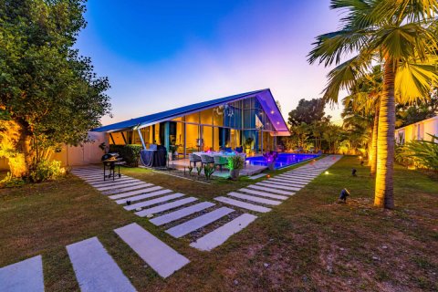 Villa in Hua Hin, Thailand 7 Schlafzimmer № 222129 - Foto 4