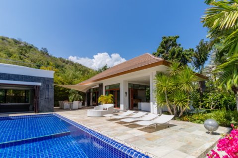 Villa in Hua Hin, Thailand 5 Schlafzimmer № 222130 - Foto 5