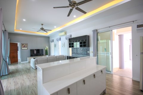 Villa in Pran Buri, Thailand 3 Schlafzimmer № 222132 - Foto 8