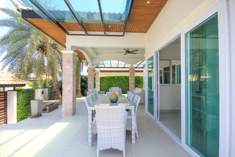 Villa in Hua Hin, Thailand 4 Schlafzimmer № 222133 - Foto 10