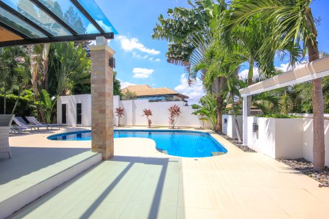 Villa in Hua Hin, Thailand 4 Schlafzimmer № 222133 - Foto 2