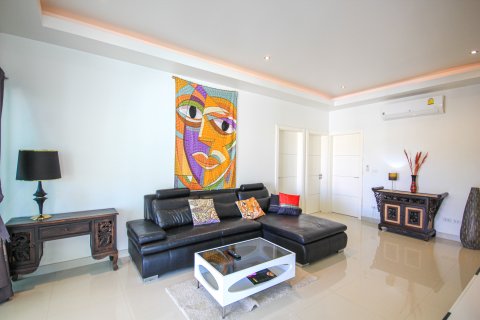 Villa in Hua Hin, Thailand 4 Schlafzimmer № 222133 - Foto 22