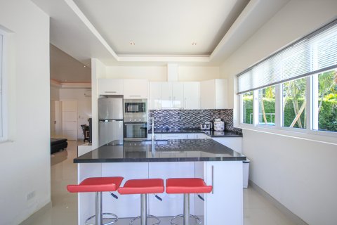 Villa in Hua Hin, Thailand 4 Schlafzimmer № 222133 - Foto 18