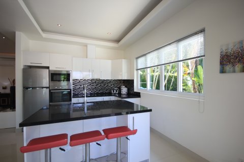 Villa in Hua Hin, Thailand 4 Schlafzimmer № 222133 - Foto 17