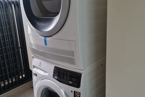 Кондоминиум с 2 спальнями в Бангкоке, Таиланд № 143621 - фото 10