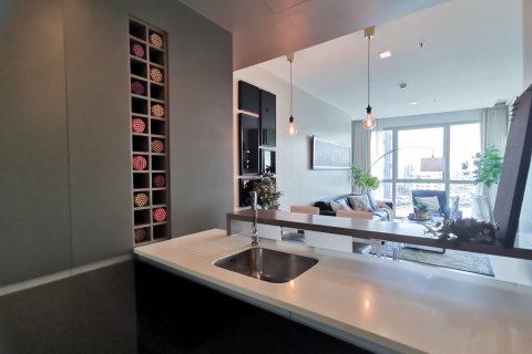 Condo in Sathon, Bangkok, Thailand, 1 bedroom  № 143600 - photo 2