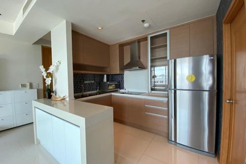 Condo in Khlong Toei, Bangkok, Thailand, 2 bedrooms  № 138274 - photo 4