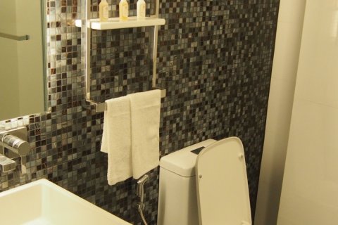 Condo in Watthana, Bangkok, Thailand, 2 bedrooms № 138271 - photo 15
