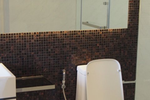 Condo in Watthana, Bangkok, Thailand, 2 bedrooms № 138271 - photo 5