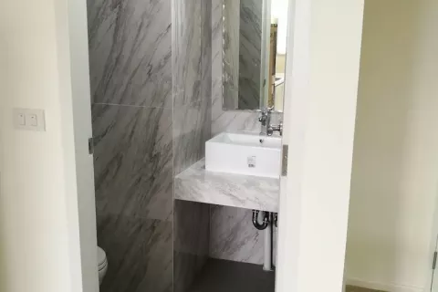 Кондоминиум с 2 спальнями в Ваттхане, Бангкок, Таиланд № 138276 - фото 4