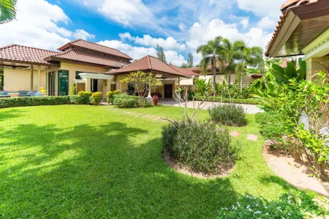 Villa à Phuket, Thaïlande 4 chambres № 149052 - photo 1