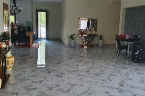 Villa in Nakhon Ratchasima, Thailand 3 bedrooms № 149050 - photo 2