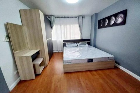 Кондоминиум с 2 спальнями в Патхум Ване, Бангкок, Таиланд № 149047 - фото 3