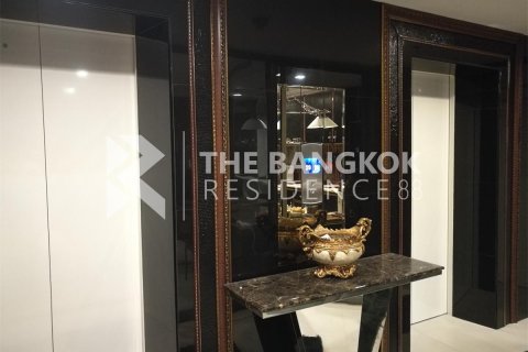 Condominio de 2 dormitorios en Bangkok, Tailandia № 210194 - foto 7