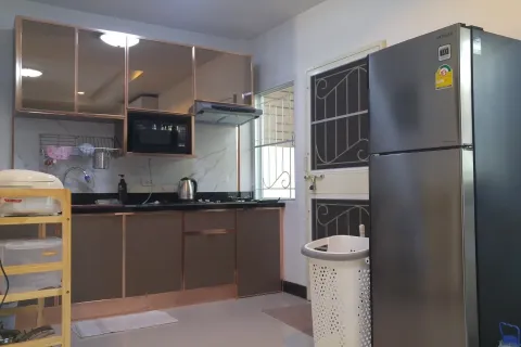 Townhouse à Nonthaburi, Thaïlande 3 chambres № 156615 - photo 4