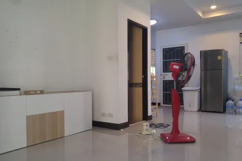 Townhouse à Nonthaburi, Thaïlande 3 chambres № 156615 - photo 7