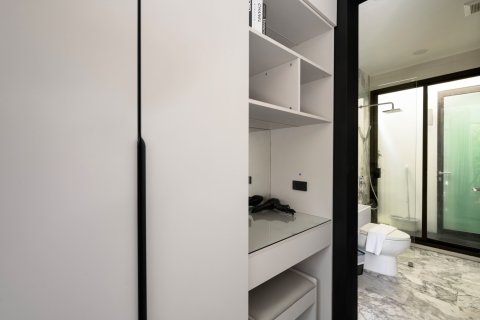 Villa in Phuket, Thailand 2 bedrooms № 156617 - photo 12