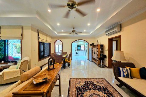 Villa in Hua Hin, Thailand 3 bedrooms № 169008 - photo 26