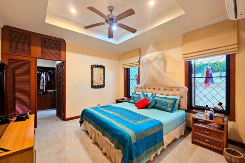 Villa in Hua Hin, Thailand 3 bedrooms № 169008 - photo 4