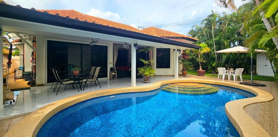 Villa in Hua Hin, Thailand 3 bedrooms № 169008