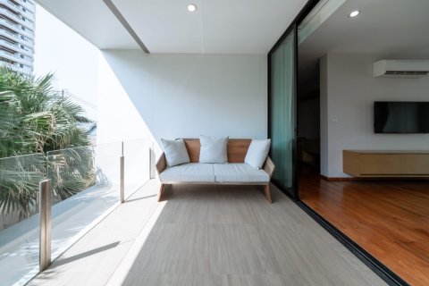 Chalet de 3 dormitorios en Pattaya, Tailandia № 171372 - foto 6