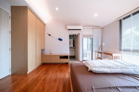 Chalet de 3 dormitorios en Pattaya, Tailandia № 171372 - foto 19