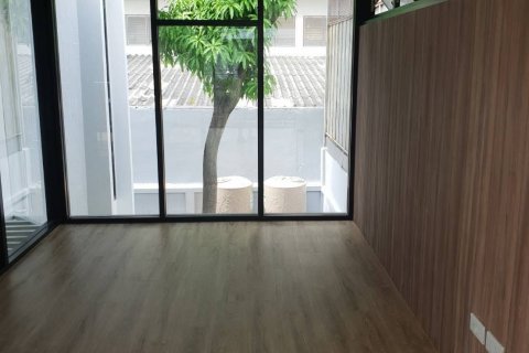 Дом в Пхракханонге, Бангкок, Таиланд с 4 спальнями  № 145307 - фото 15