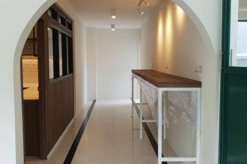 Дом в Пхракханонге, Бангкок, Таиланд с 4 спальнями  № 145307 - фото 14