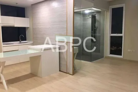 Condominio de 1 dormitorio en Jomtien Beach, Pattaya, Tailandia № 211660 - foto 3