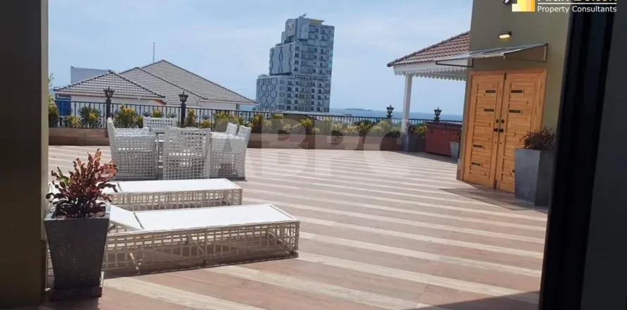 Condominio de 4 dormitorios en Pattaya, Tailandia № 211665