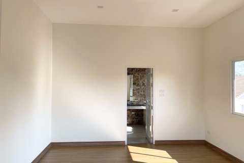 House in Chiang Mai, Thailand 4 bedrooms № 157935 - photo 17